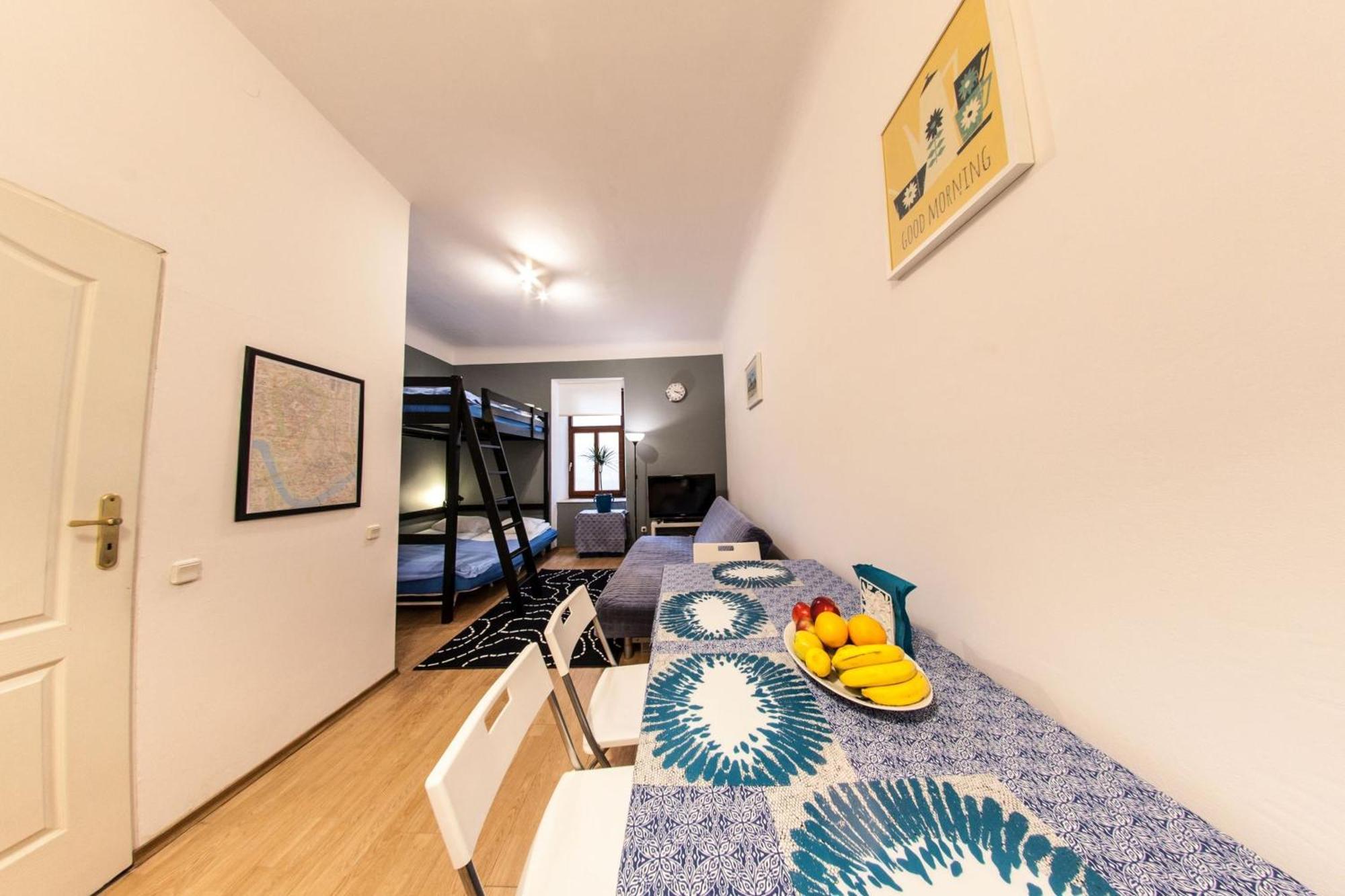 Homely Apartment'S Old Town Красков Екстериор снимка